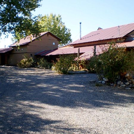 פרמינגטון Silver River Adobe Inn Bed And Breakfast מראה חיצוני תמונה