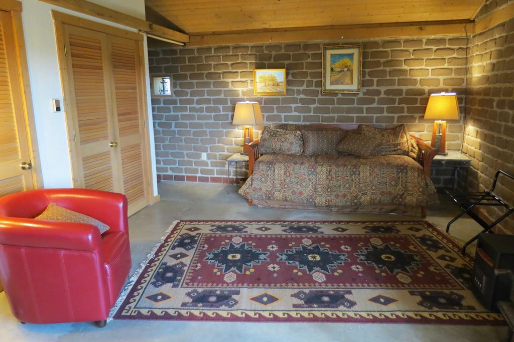 פרמינגטון Silver River Adobe Inn Bed And Breakfast מראה חיצוני תמונה